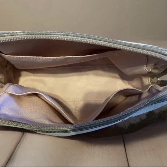 Coach Seahorse Beach Tote & clutch (Le-Tan Collection) - Picture 6 of 9